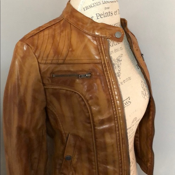 Like New Jacket - Picture 4 of 7